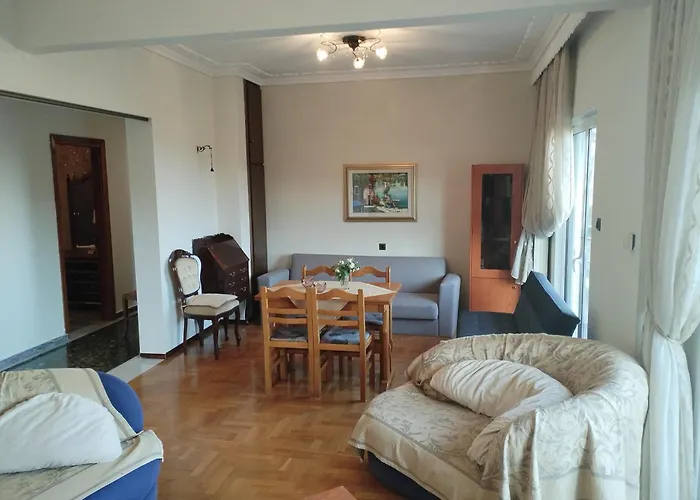 Anestia Family House
